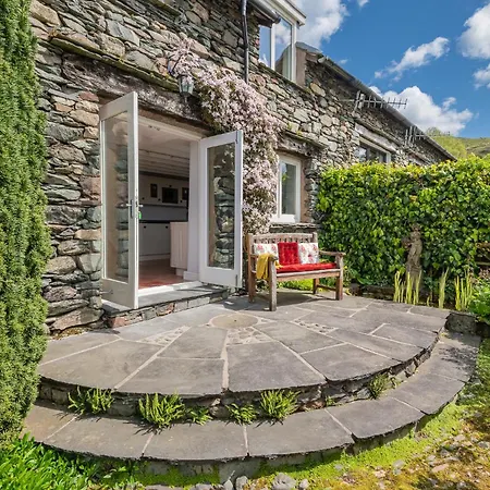 Dwarf Hall - Ambleside