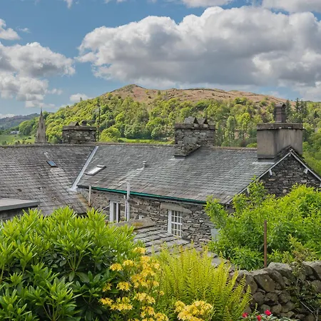 Dwarf Hall - Tatil Evi *