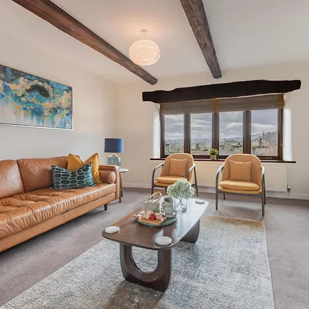 Dwarf Hall - * Ambleside